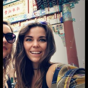 Meet your Posher, Tiffany